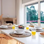 Seaside Urban Retreat - 5min To