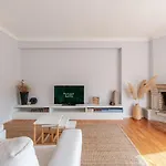 Seaside Urban Retreat - 5min To * Esposende