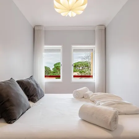 Seaside Urban Retreat - 5min To Esposende