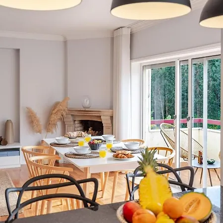 Seaside Urban Retreat - 5min To Appartement