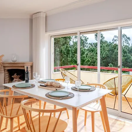 Seaside Urban Retreat - 5min To Apartment Esposende