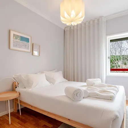 Apartment Seaside Urban Retreat - 5min To Esposende