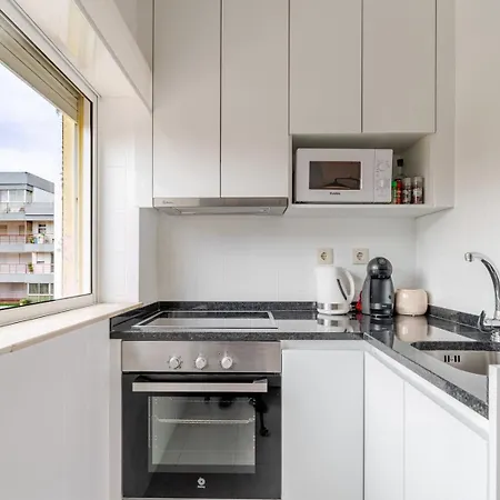 Seaside Urban Retreat - 5min To * Esposende