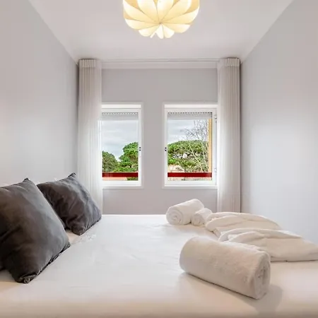 Seaside Urban Retreat - 5min To *