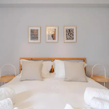 شقة Seaside Urban Retreat - 5min To