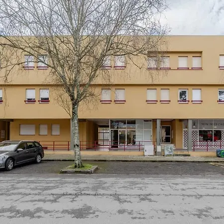 Seaside Urban Retreat - 5min To Apartament Esposende