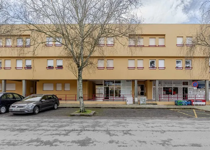 Seaside Urban Retreat - 5min To Apartment Esposende